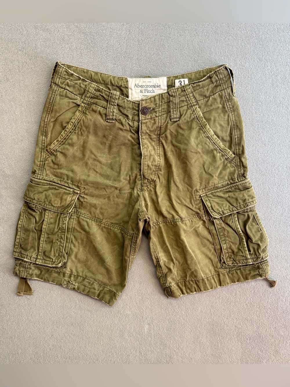 Abercrombie & Fitch Olive Green Cargo Shorts - Classic Utility